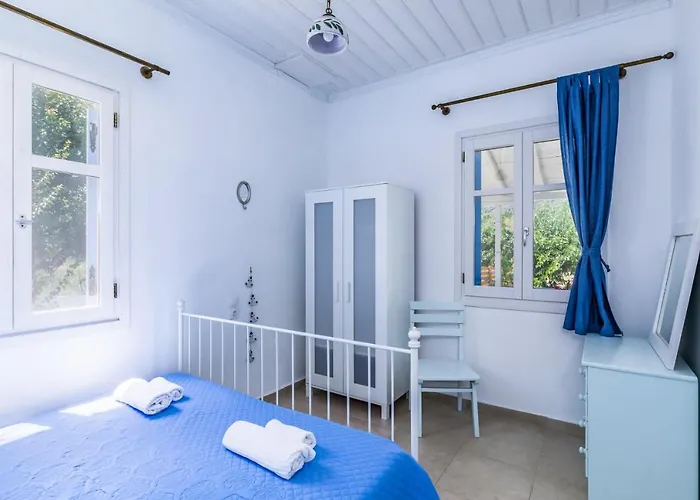 Myrto Blue House Case de vacanță Stafylos